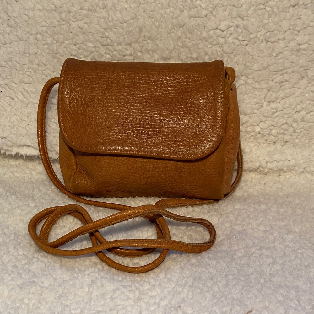Vintage Pacific Buttery Soft Leather Tan Women's Crossbody Bag